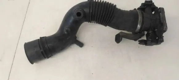 Renault Megane I Air intake hose/pipe 7700273946 4400866642