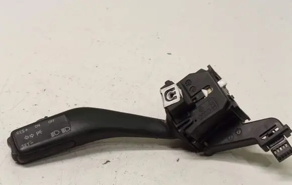 Volkswagen Touran I Indicator stalk 1K0953513A