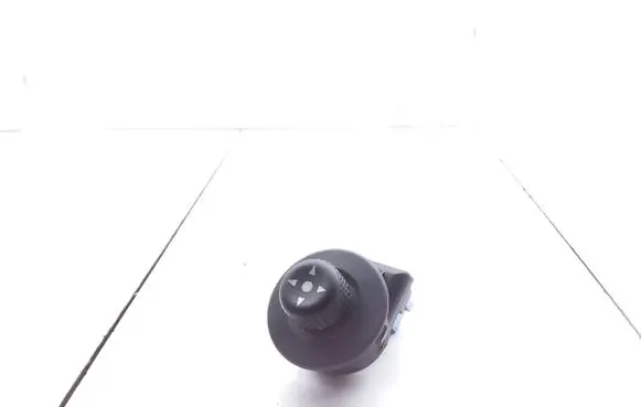 Citroen Berlingo Wing mirror switch 185526