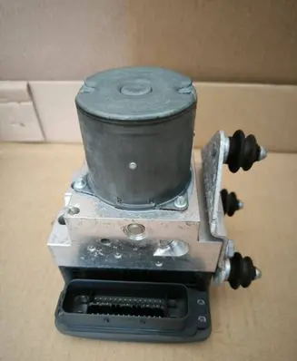 Audi A8 S8 D4 4H ABS Pump 4H0907379AA