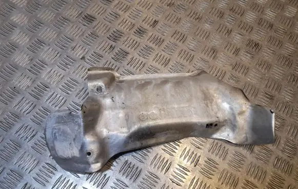 Volkswagen Jetta VI Heat shield in engine bay 1K1423981P