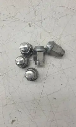 Chevrolet Volt II Nuts/bolts 