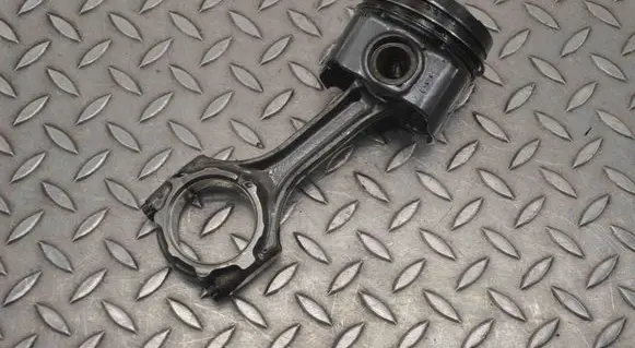 Toyota Land Cruiser (BJ70) Piston 50D