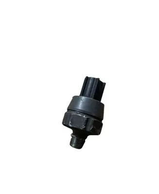 Nissan X-Trail T30 Oil pressure sensor 