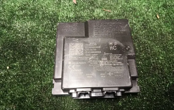Opel Insignia B Keyless (KESSY) go control unit/module 13523236