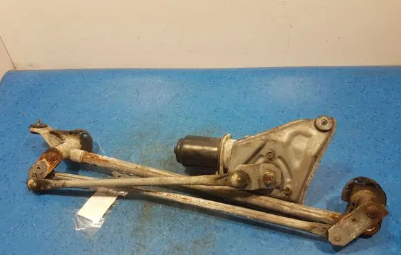 Subaru Impreza II Front wiper linkage and motor