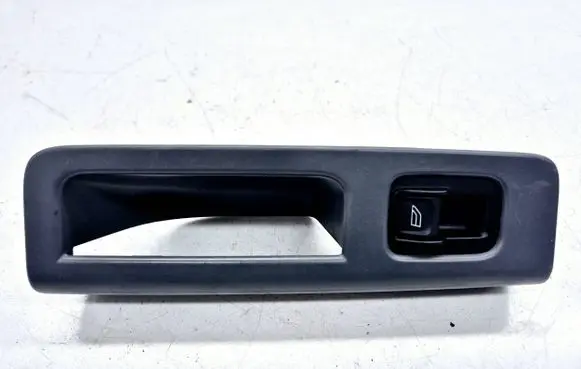 Volvo V50 Electric window control switch 30773217 03453405 01105072490178