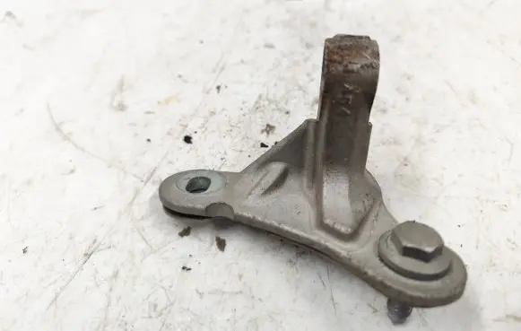 Mercedes-Benz A W169 Front door upper hinge