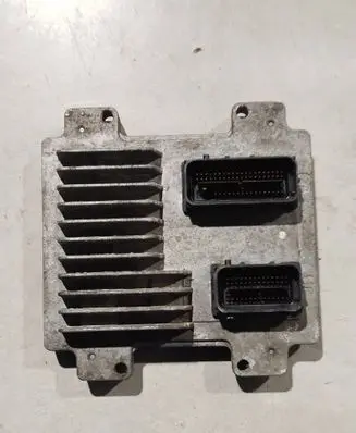 Opel Corsa D Engine control unit/module 55582039