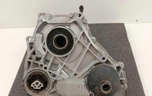BMW 4 G22 G23 G24 G26 Gearbox transfer box case 9469019 9469023 1377441
