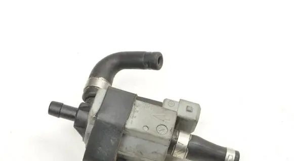 Porsche Cayman 982 Valve vacuum 9A160516500