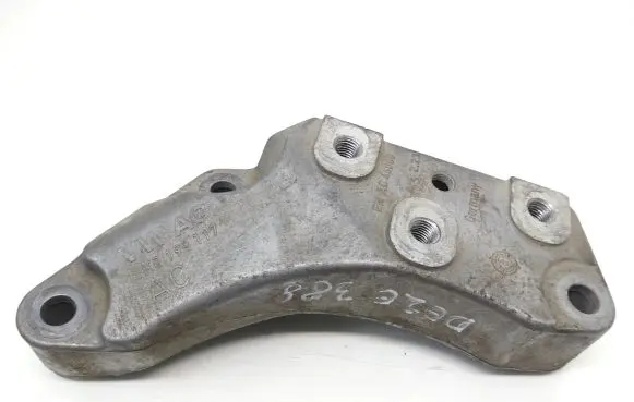 Skoda Octavia Mk2 (1Z) Gearbox mounting bracket 1K0199117