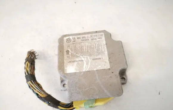 Volkswagen Touran I Airbag control unit/module 1t0909605c 5wk43518