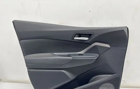 Toyota C-HR I Front door card panel trim 67061F4010