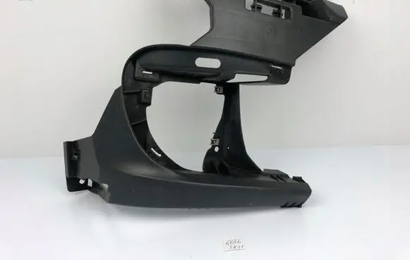 BMW 5 F10 F11 Front bumper mounting bracket 7331752