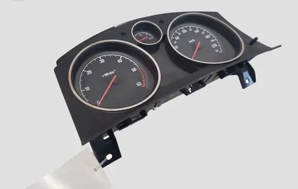Opel Zafira B Speedometer (instrument cluster) 13216684