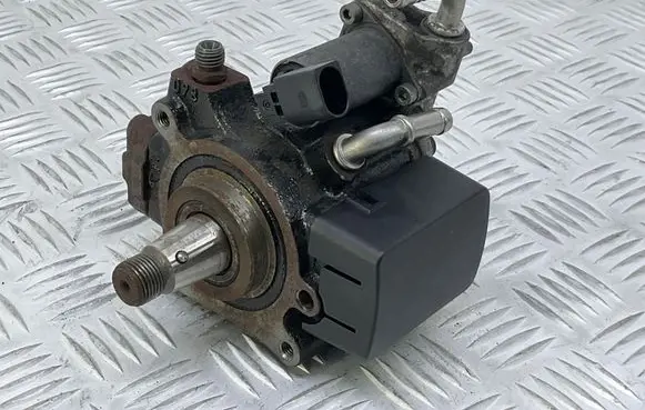 Audi A1 Fuel injection high pressure pump 03L130755AJ