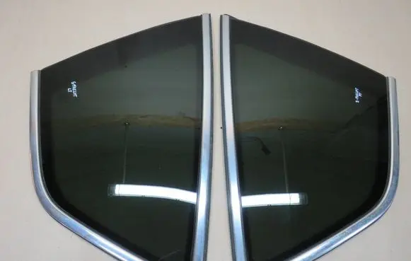Ford S-MAX Rear side window AS3M5540DOT682