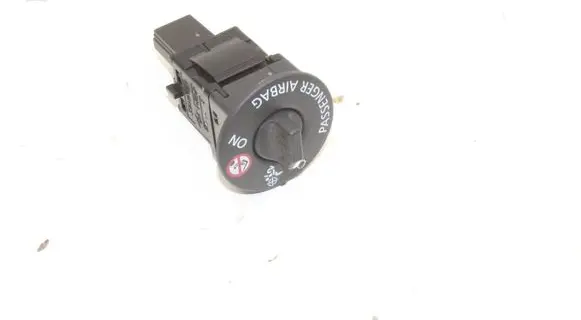Dacia Sandero III Passenger airbag on/off switch 681999278R