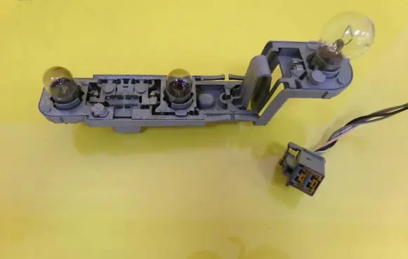 Volvo S80 Tail light bulb cover holder 149978