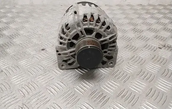 Renault Kangoo II Generator/alternator 231000026R