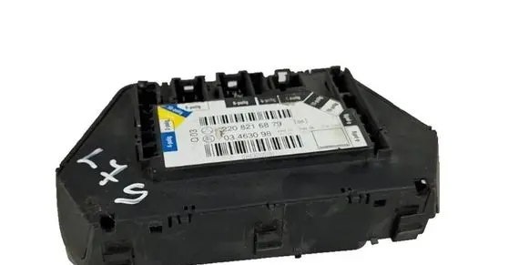 Mercedes-Benz S W220 Door control unit/module 2208216879