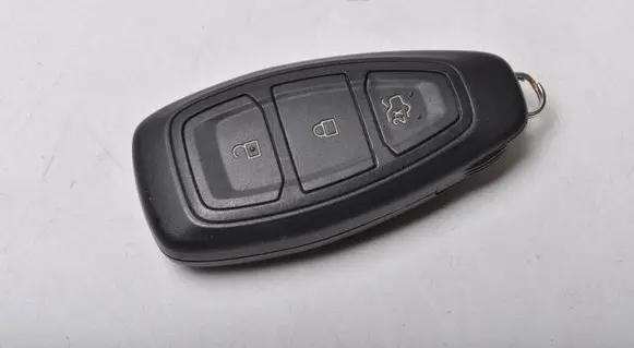 Ford Grand C-MAX Ignition key/card F1ET-15K601-AE