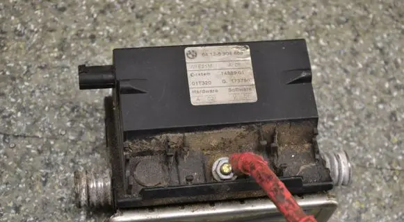 BMW 3 E46 Coolant heater 64126904668 1488901