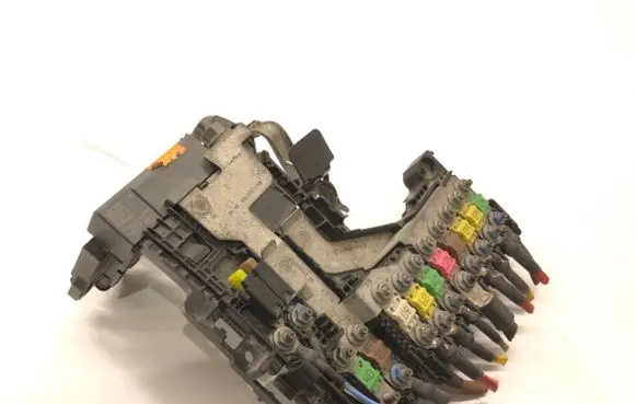 Citroen C4 II Positive cable (battery) 9666817380