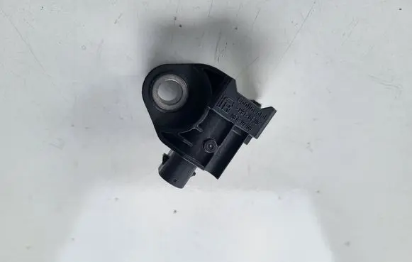 KIA Xceed Airbag deployment crash/impact sensor