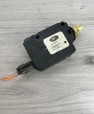 Land Rover Discovery 3 - LR3 Central locking motor FSG500012 A2C53031400 05102004