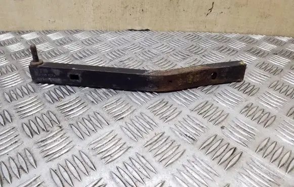 Radiator support slam panel bracket