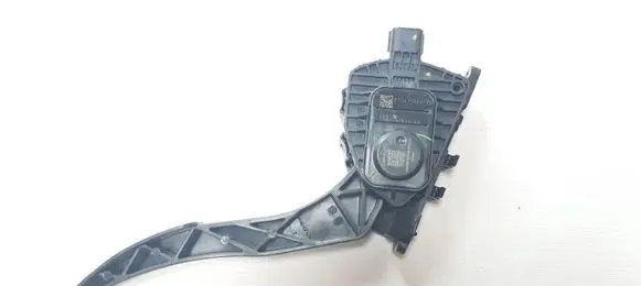Ford Fusion II Accelerator throttle pedal DG9C9F836AB E1321204720 696161