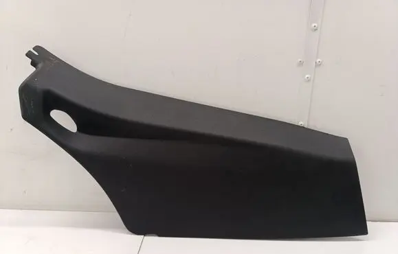 BMW 2 F46 (D) pillar trim (bottom) 7323666