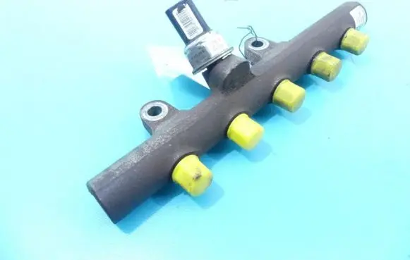 Dacia Logan I Fuel main line pipe 8200701690 IMPRK1115627