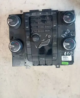 Volvo S60 Climate control unit 30795268 M414DB00114 SN2000230148