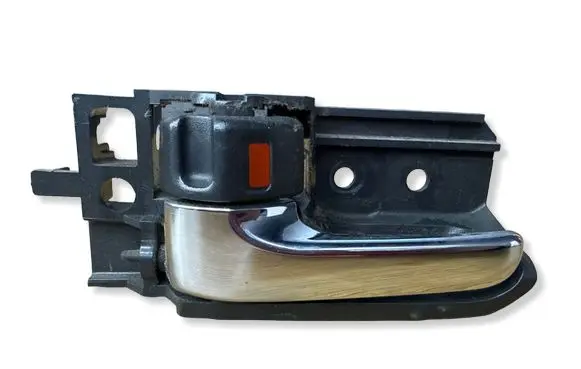 Toyota Avensis T250 Rear door interior handle 50594A1