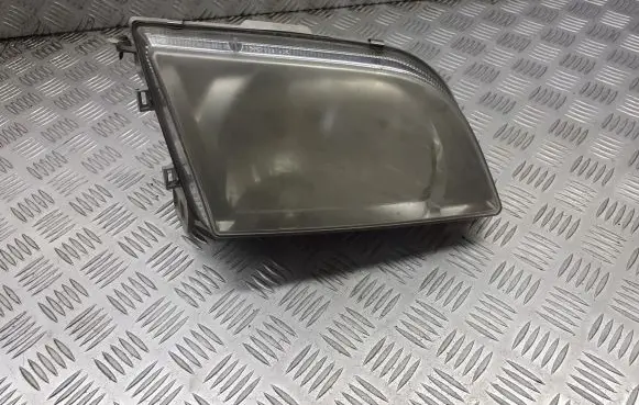 Mitsubishi Space Star Headlight/headlamp