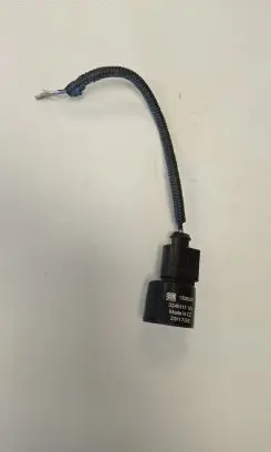 Buick Encore I Windscreen/windshield washer pump 13250357 113553393