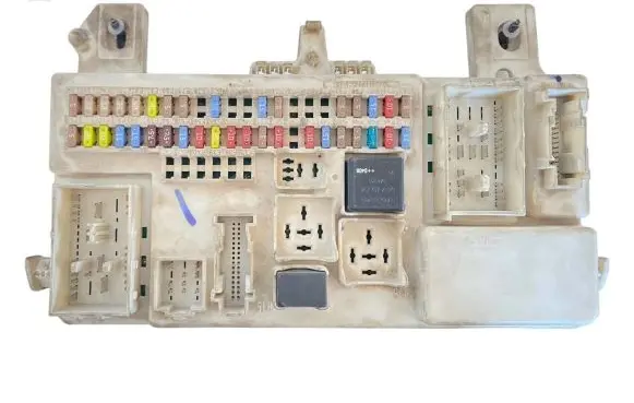 Volvo V50 Fuse module 519096119