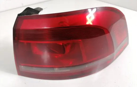 Volkswagen PASSAT B7 Rear/tail lights 3AF945096E
