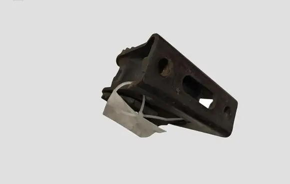 Toyota Auris 150 Engine mount bracket