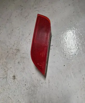 Subaru Legacy Rear tail light reflector 32302