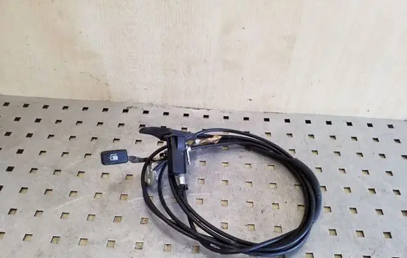 Mitsubishi Pajero Sport I Fuel cap release pull handle 