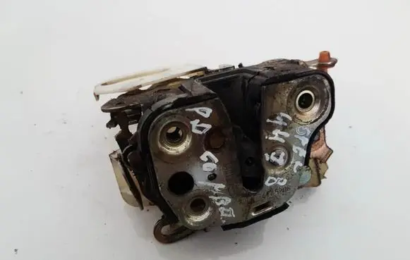Opel Combo B Front door lock