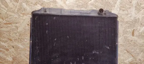 Mercedes-Benz 380 560SEC C126 Coolant radiator