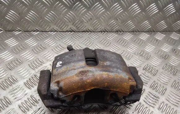 Volkswagen Touran I Front brake caliper