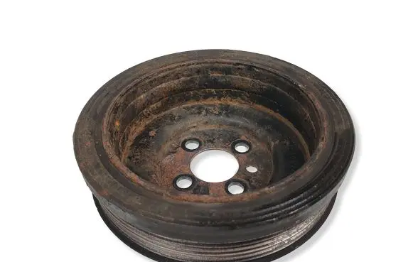 Volkswagen Golf VII Crankshaft pulley 04L105243