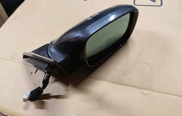 Honda Legend Front door electric wing mirror