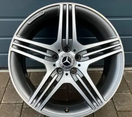 Mercedes-Benz SL R230 R19 alloy rim A2304015402